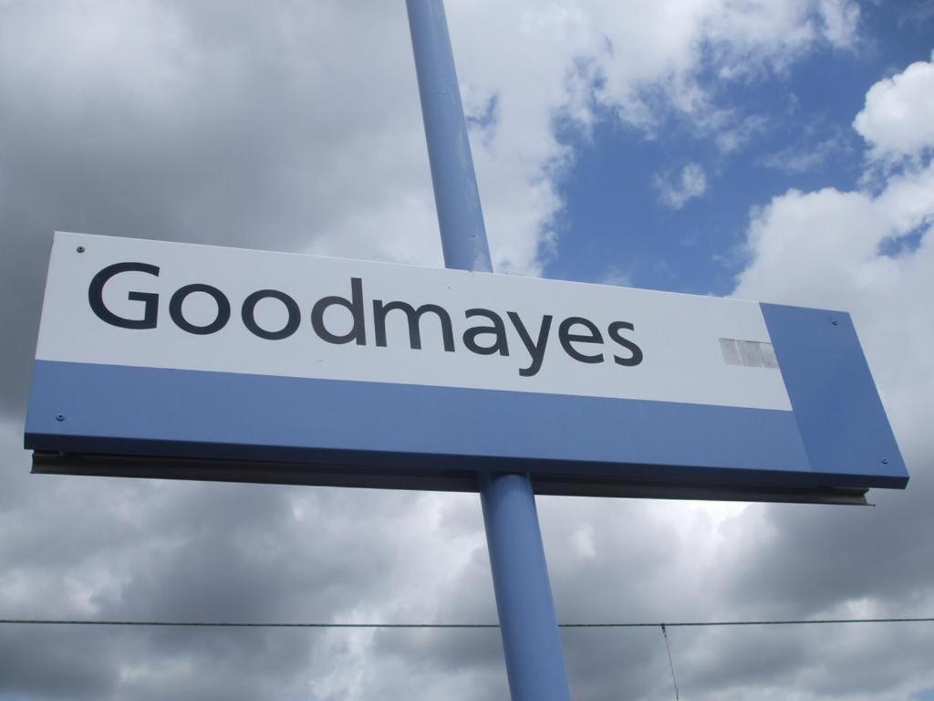 Ilford Hotel Goodmayes Zewnętrze zdjęcie