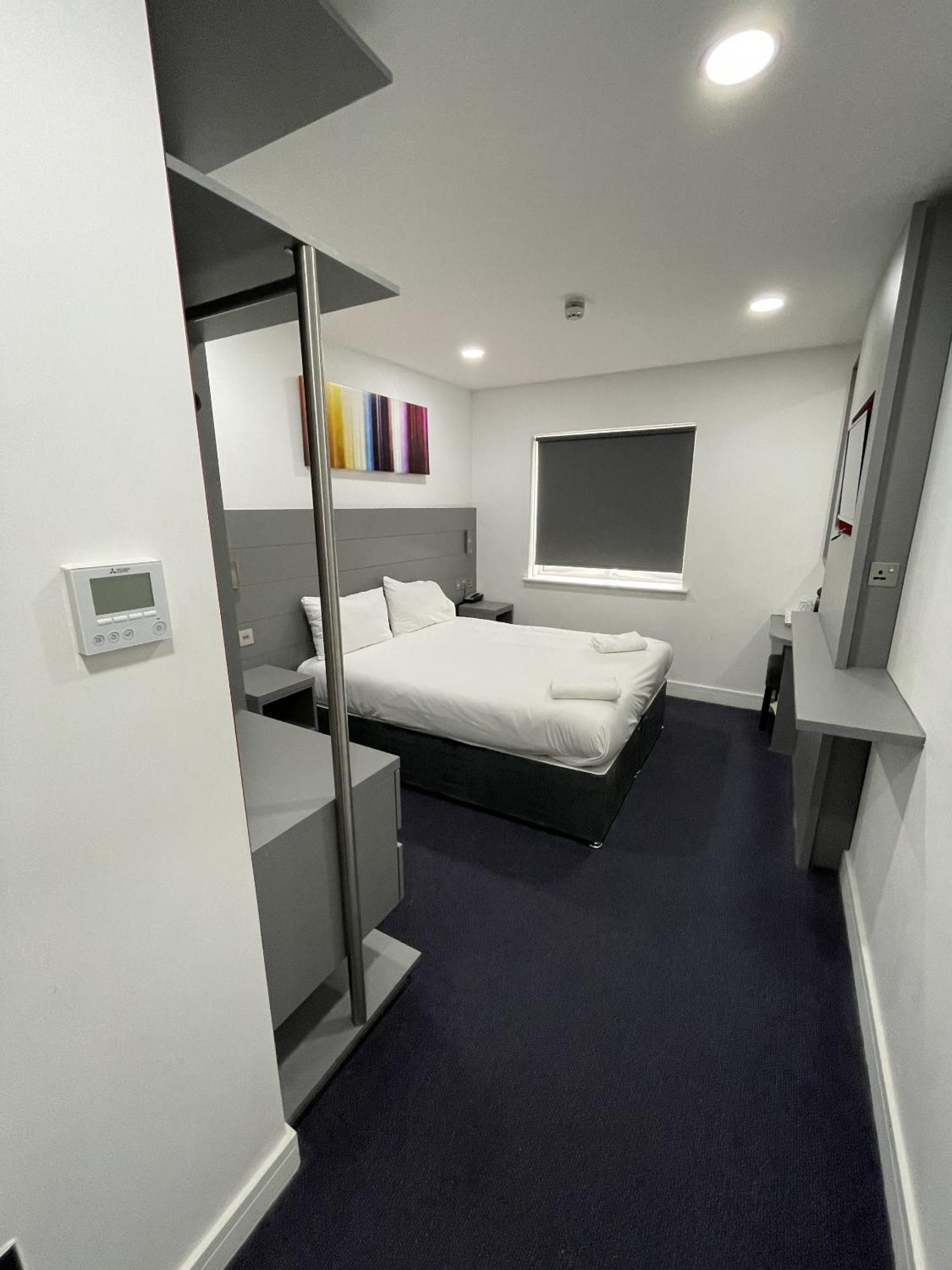 Ilford Hotel Goodmayes Zewnętrze zdjęcie
