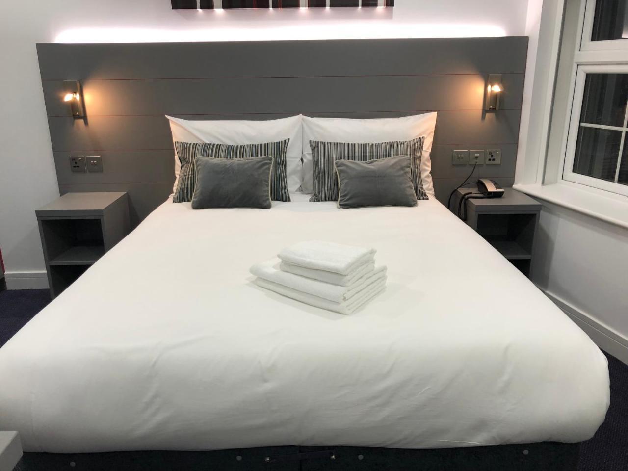 Ilford Hotel Goodmayes Zewnętrze zdjęcie